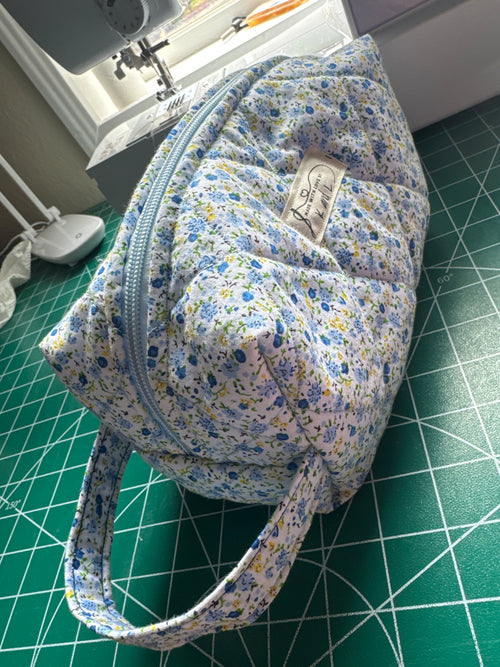 Bloom-tastic Blue Delight
