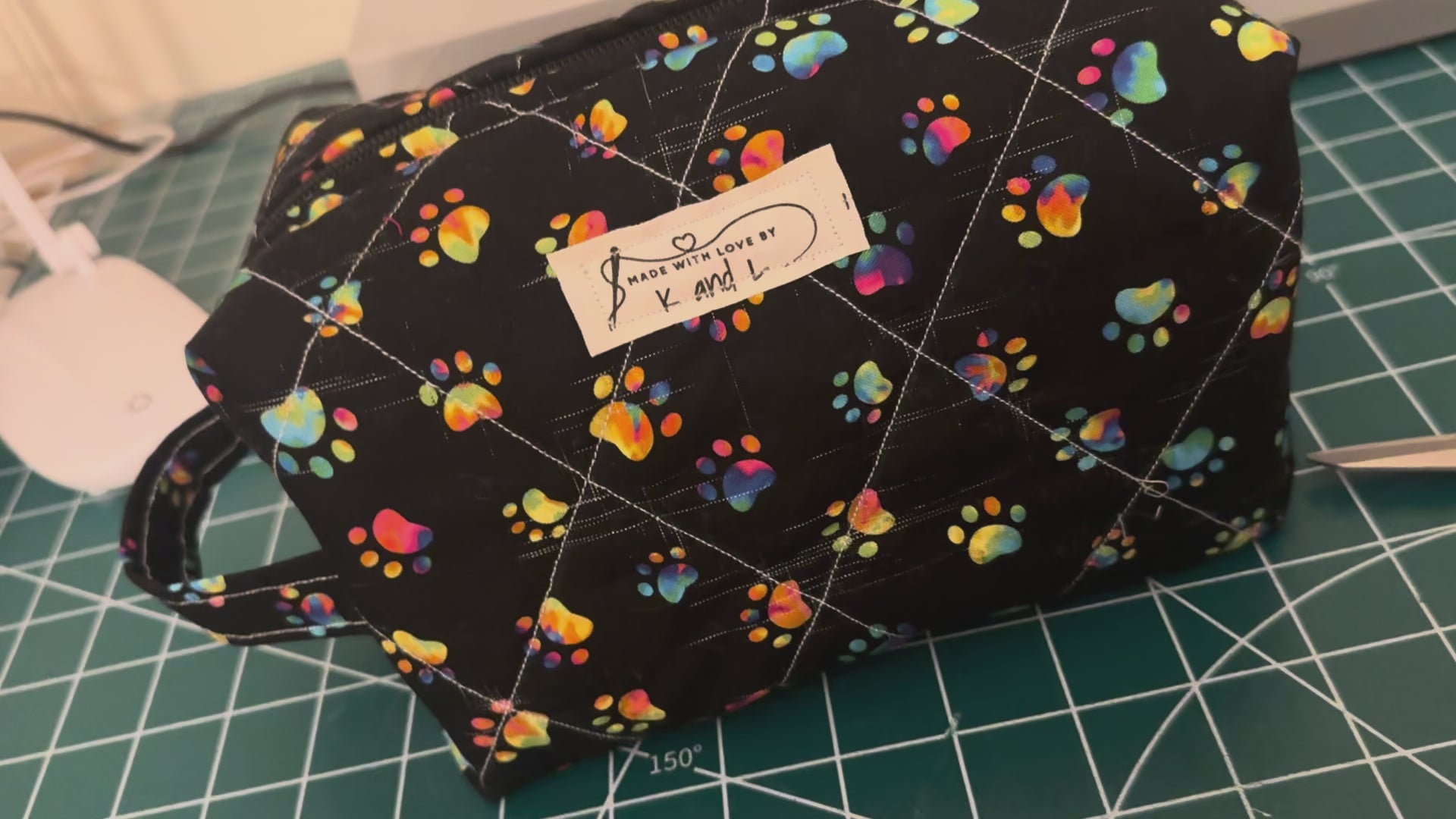 Paws-itively Stylish Tote!